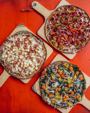 HAWAII 
SOPHIA
MEATLESS LOVERS at Vegan Style in Cancun