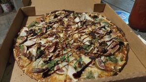 Pizza D'Angelo at Vegan Style in Cancun