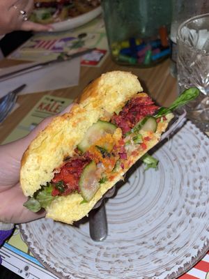 hamburguesa vegana  at Mr Kale 2.0 - Calle Ruiz de Alda in Gran Canaria