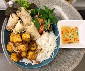 20. Bun Ha Noi (v) at Mama San in Nelson