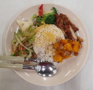 Economic Rice. Photo by Sam Lama at Fu Yuan 福缘素食 - Blk 58 Bedok South in East Singapore