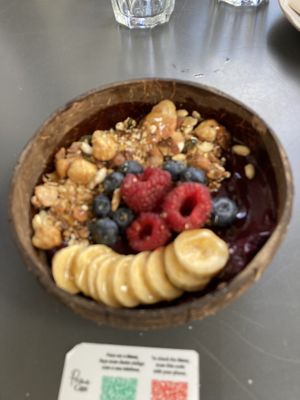 Açai bowl with berries, banana and granola   at Prima Caju in Funchal
