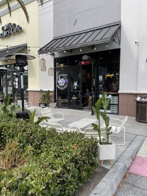 Outside  at Purple Ocean Superfood Bar in Orlando