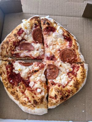 Cheese/Pepperoni Pizza 🍕 at Fatty Vegan in Ventura