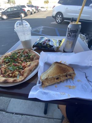 DIY Pizza, sXe Vanilla Shake, Liquid ☠️, Grilled Cheeze  at Fatty Vegan in Ventura