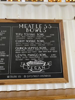 Carta B bowls at Eat Street in Santa Teresa