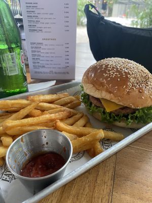   at Eat Street in Santa Teresa