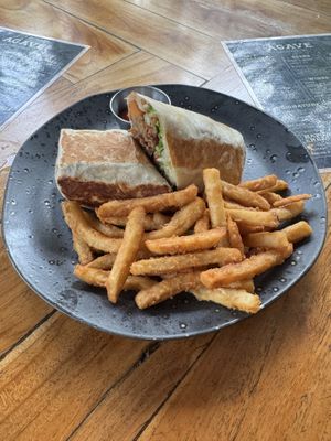 Beyond meat burritos. Very tasty.   at Eat Street in Santa Teresa