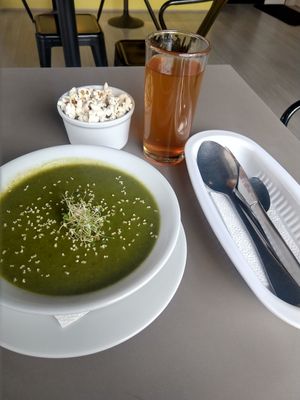 Spinach soup at YuA Restaurante in Cuenca