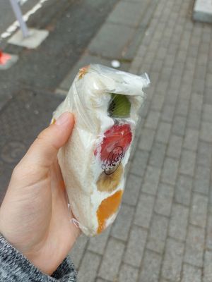 Squished but tasty at fruits and season in Tokyo