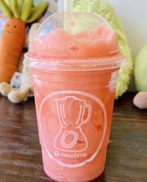 Limonada de fresa 🍋‍🟩🍓  at DETOX in Hermosillo