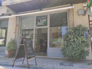 Entrance at Mercearia 100 Saco in Porto