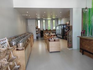 Store at Mercearia 100 Saco in Porto