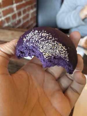 Ube pandesal at Sky Cafe in South San Francisco
