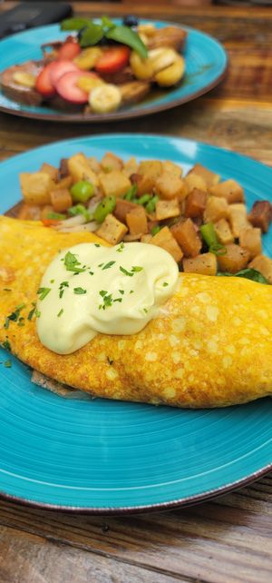 Spinach Cheese Omelette at Sky Cafe in South San Francisco