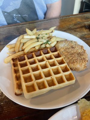 Chicken and waffles- not good  at Sky Cafe in South San Francisco
