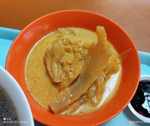 Curry Vegetables at Jin Xin 静心素食 in Central Singapore