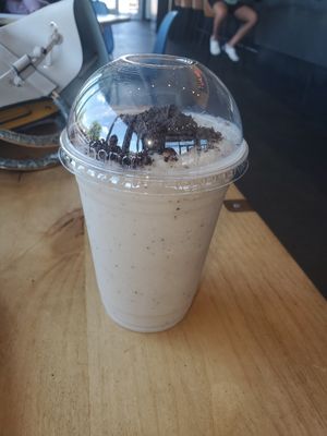 Oreo shake at Beaut Burger in Phoenix