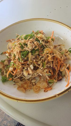 Soba and veggie noodle salad at Minty Z in Coconut Grove