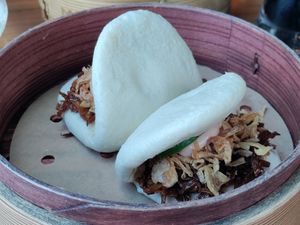 They are much smaller than they appear at Minty Z in Coconut Grove