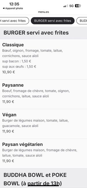 Burgers with vegan options  #Veganuary at Bliss Café in Tenerife