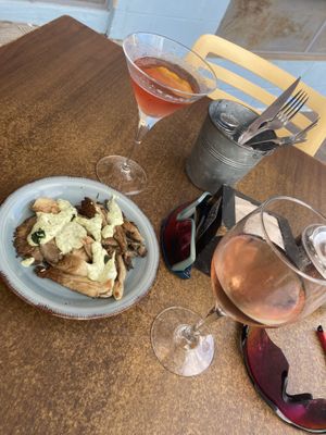 Tapas und Drinks  at Bliss Café in Tenerife