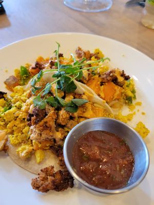 Track at Makin' Groceries in Biloxi