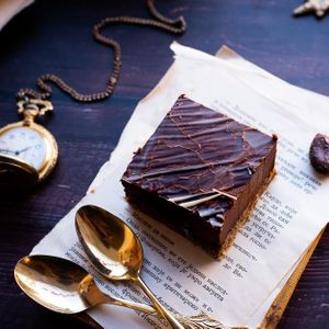 Raw vegan chocolate cake - Rowzen at Zdravo Ljubavi in Belgrade