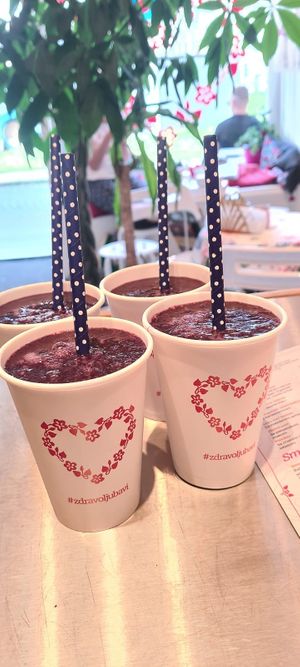 Raw vegan cacao with dates and cinnamon - and lots of various spices at Zdravo Ljubavi in Belgrade