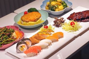 food at Paradise Veggie 樂園素食 in Hong Kong Island