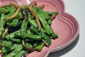 food at Paradise Veggie 樂園素食 in Hong Kong Island