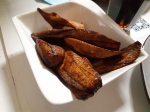 Frittierte Kochbananen at Blaues Zebra in Leipzig