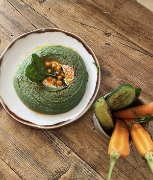 Green at Honest Greens - Born in Barcelona