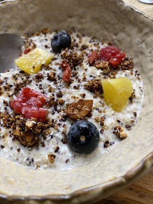 Protein power overnight oats  at Honest Greens - Born in Barcelona