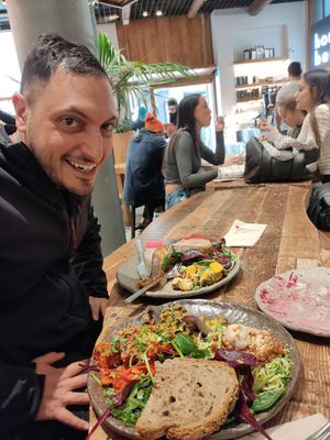  at Honest Greens - Born in Barcelona