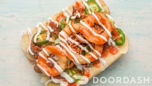 Hot Dog Le Kaz at La Boite Végane in Montreal