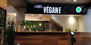  at La Boite Végane in Montreal