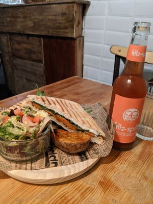 focaccia with marinated carrots at Daio in Gijon