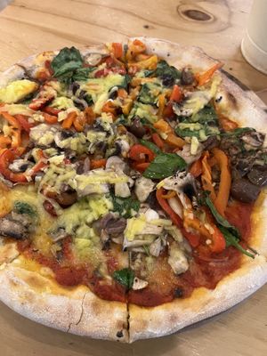 Vegan pizza - nice but 3 AUD extra for vegan cheese  at Food & Brew in Bicheno