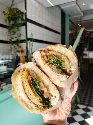 "Cheese Steak" at Savta in Barcelona