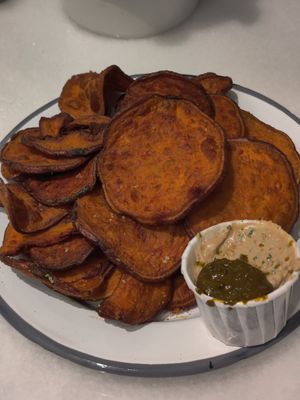 Boniatos bravas (sweet potato crisps with lemon zest, smoked pepper & house sauce at Savta in Barcelona