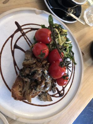 Breakfast   at Green Routes Cafe in Oxford