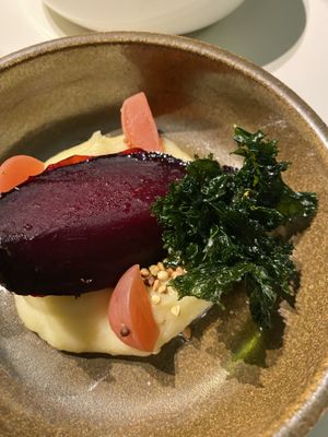 Rote Bete/ Pastinake/ Radieschen  at VHY! in Stuttgart