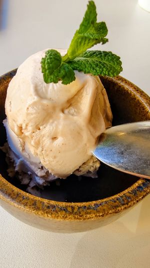 Hazelnut ice cream (vegan) at VHY! in Stuttgart