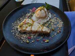 Cake   at VHY! in Stuttgart