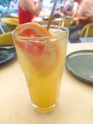 Homemade limone juice, 5.90 euro at VHY! in Stuttgart