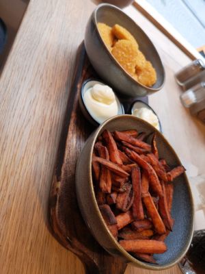 Chicken nuggets and fries at Tabi Loo in Leuven