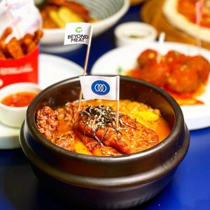 Planet Army Stew at Green Common 绿客门 in Central Singapore