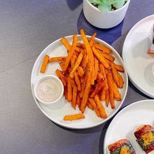 Sweet potatoes fries at Green Common 绿客门 in Central Singapore