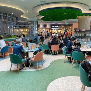 Ambience snippet at Green Common 绿客门 in Central Singapore